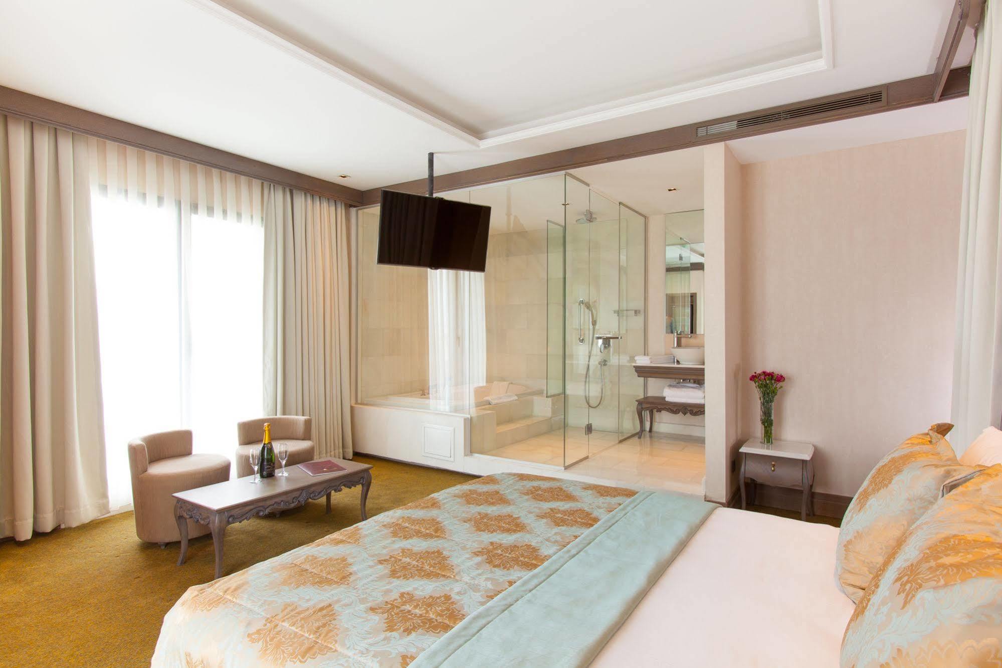 Pierre Loti - Special Category Hotel Provincia di Istanbul